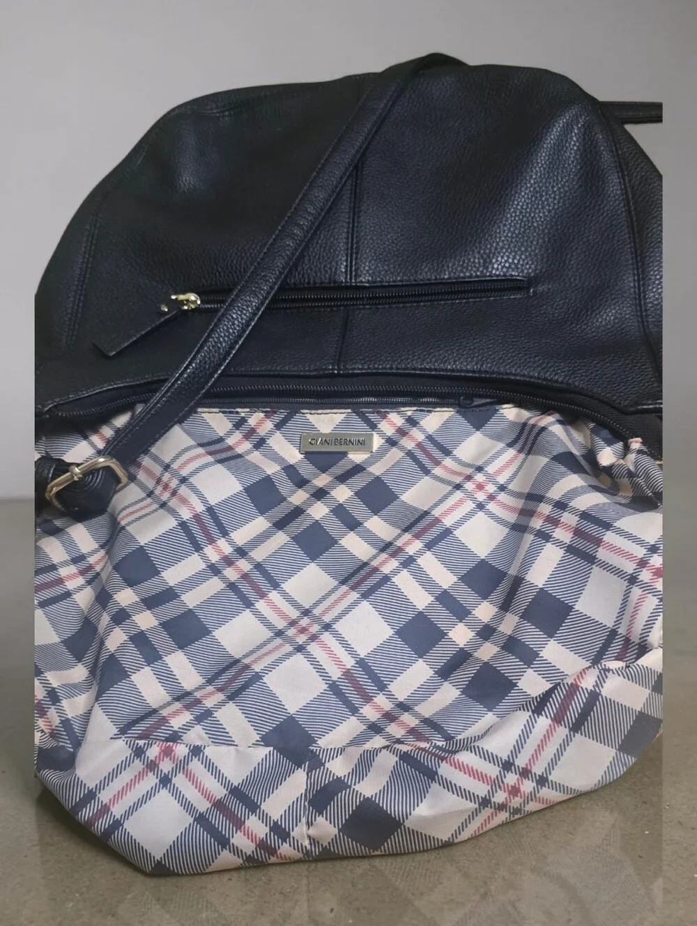 Giani Bernini Pebbled Leather Hobo Bag Crossbody